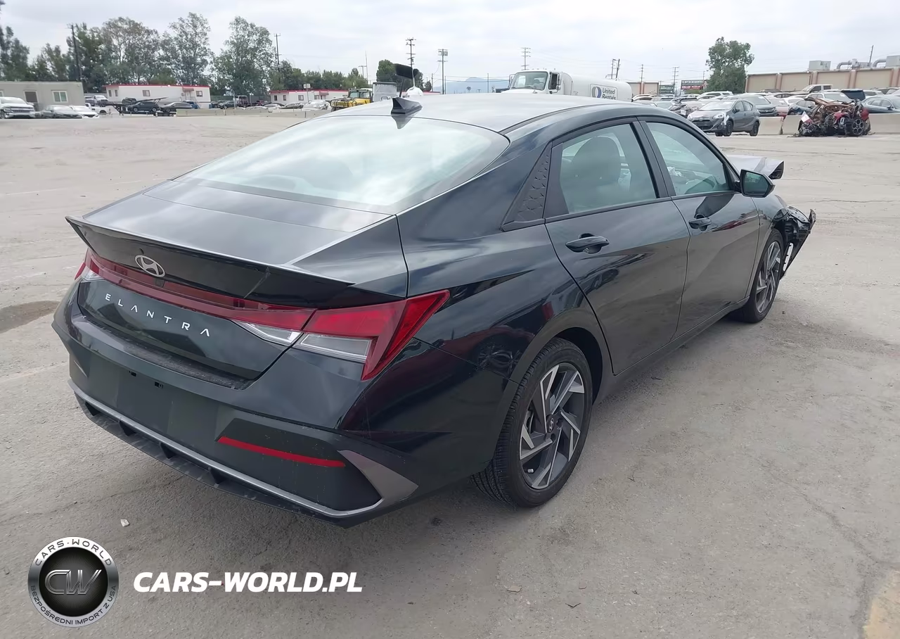 2025 Hyundai Elantra Sel Sport VIN:KMHLM4DG3SU095936 - 4