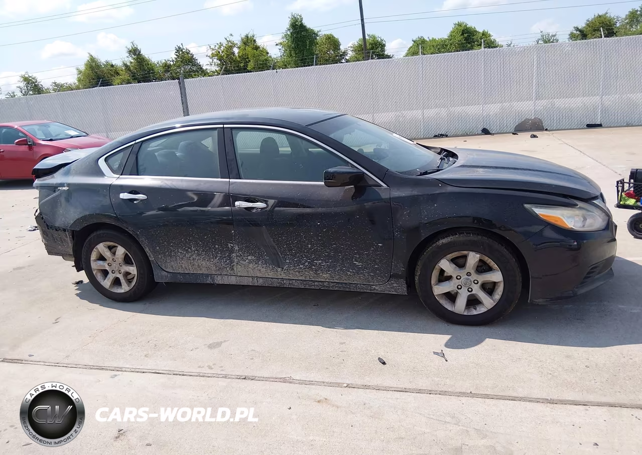2017 Nissan Altima 2.5 S VIN:1N4AL3APXHN355318 - 13