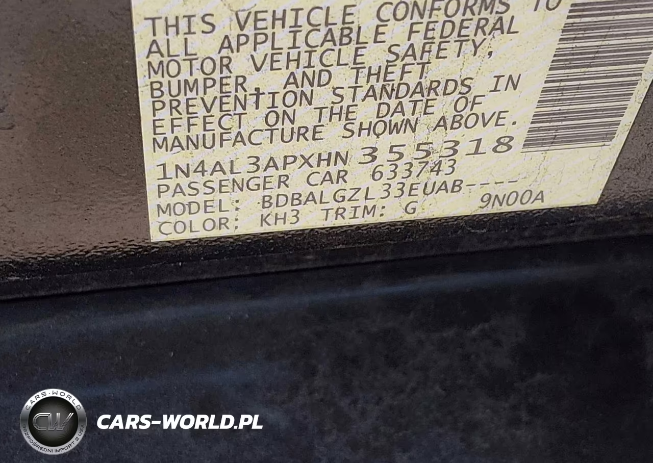 2017 Nissan Altima 2.5 S VIN:1N4AL3APXHN355318 - 9
