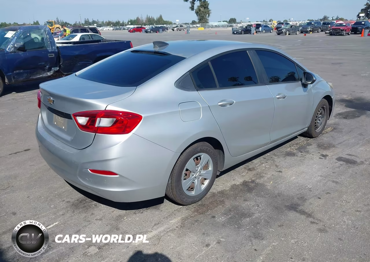 2016 Chevrolet Cruze Ls Auto VIN:1G1BC5SM8G7293119 - 4