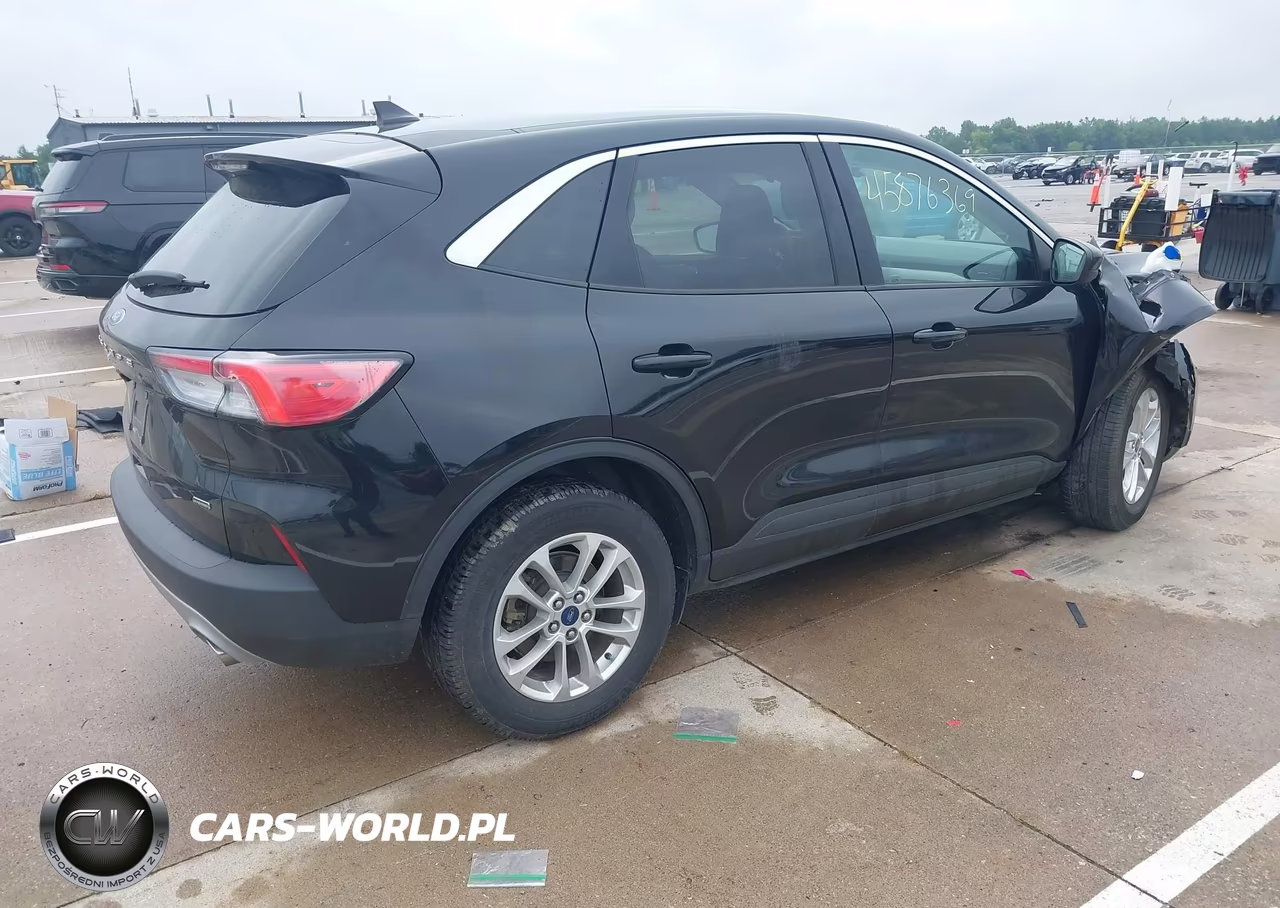 2021 Ford Escape Se Hybrid VIN:1FMCU0BZ5MUA37245 - 4