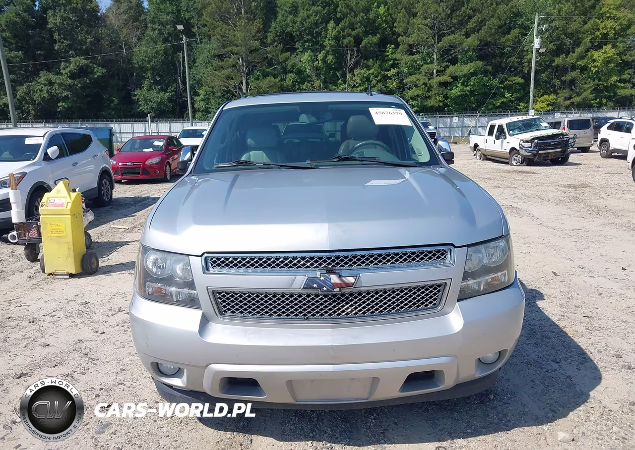2012 Chevrolet Suburban Lt VIN:1GNSCJE06CR204730 - 12