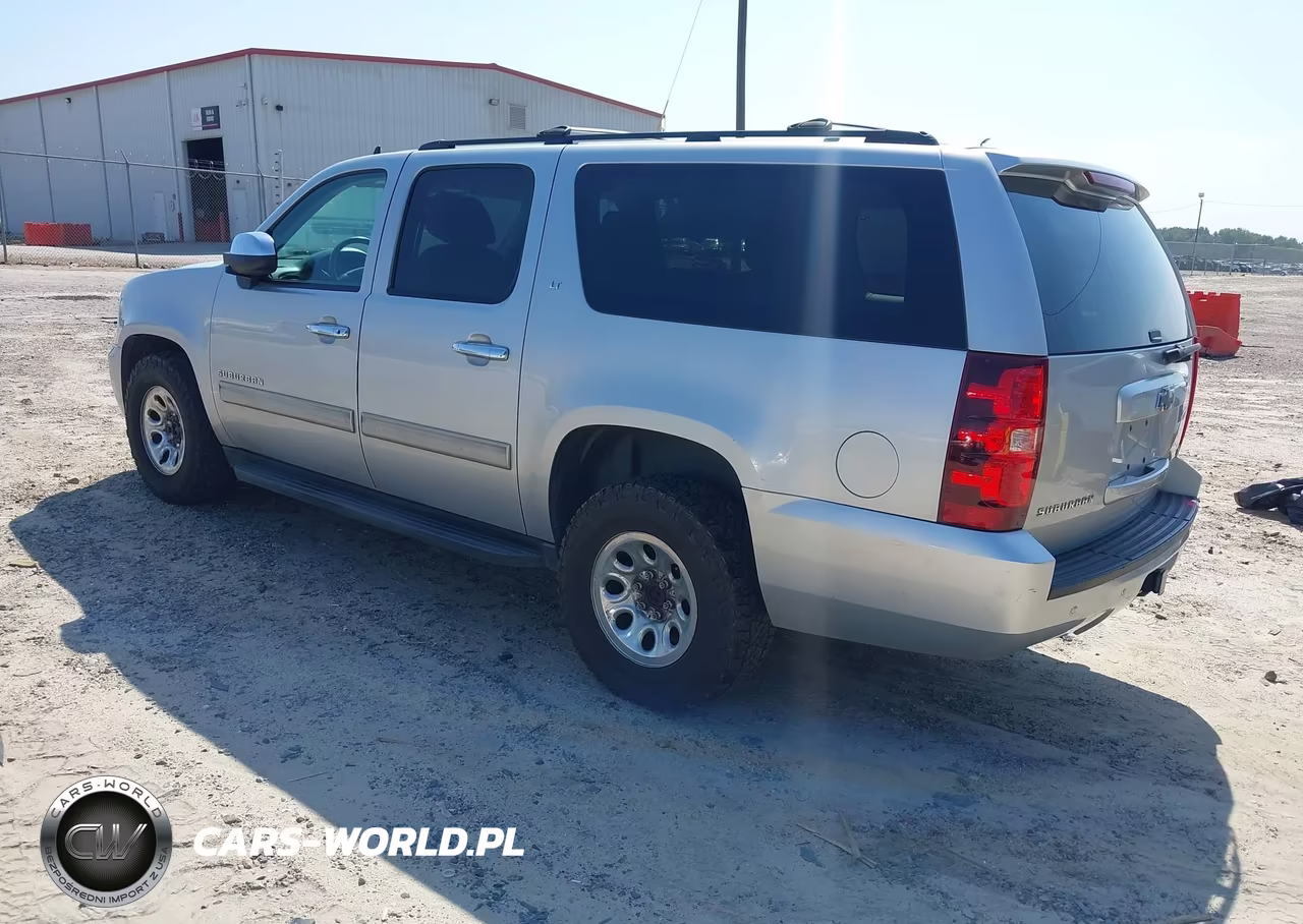 2012 Chevrolet Suburban Lt VIN:1GNSCJE06CR204730 - 3