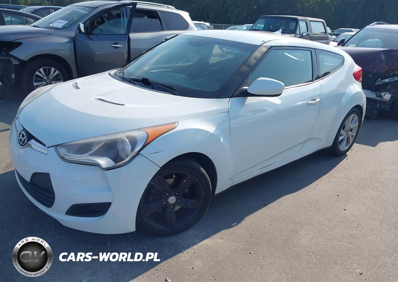 2015 Hyundai Veloster VIN:KMHTC6AD1FU236467 - 2