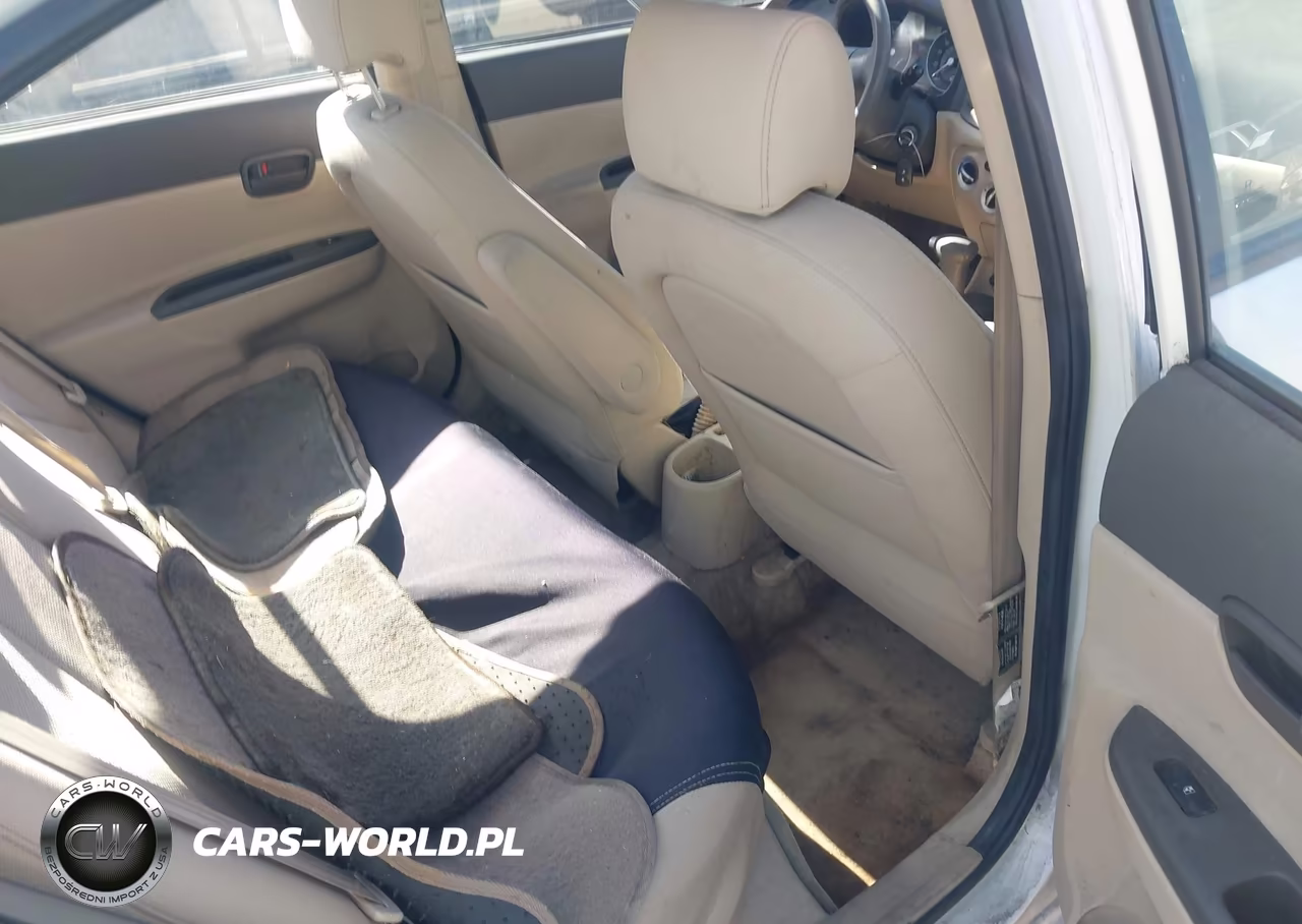 2006 Hyundai Accent VIN:KMHCN46C77U102241 - 8
