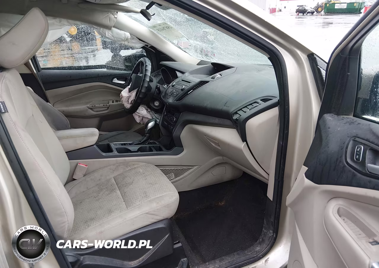2018 Ford Escape Se VIN:1FMCU9GD3JUA35345 - 5