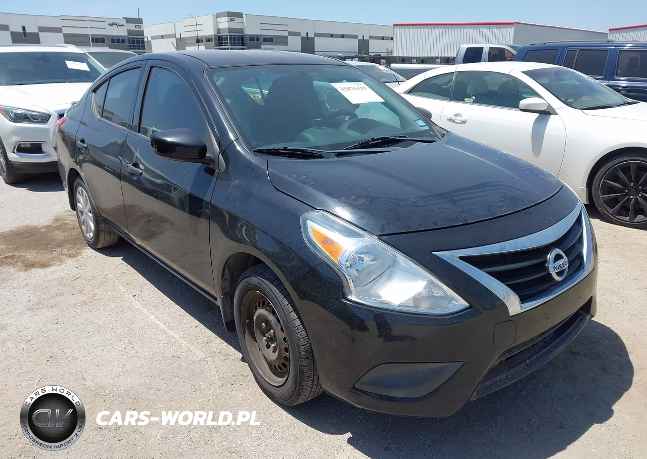 2018 Nissan Versa 1.6 S+