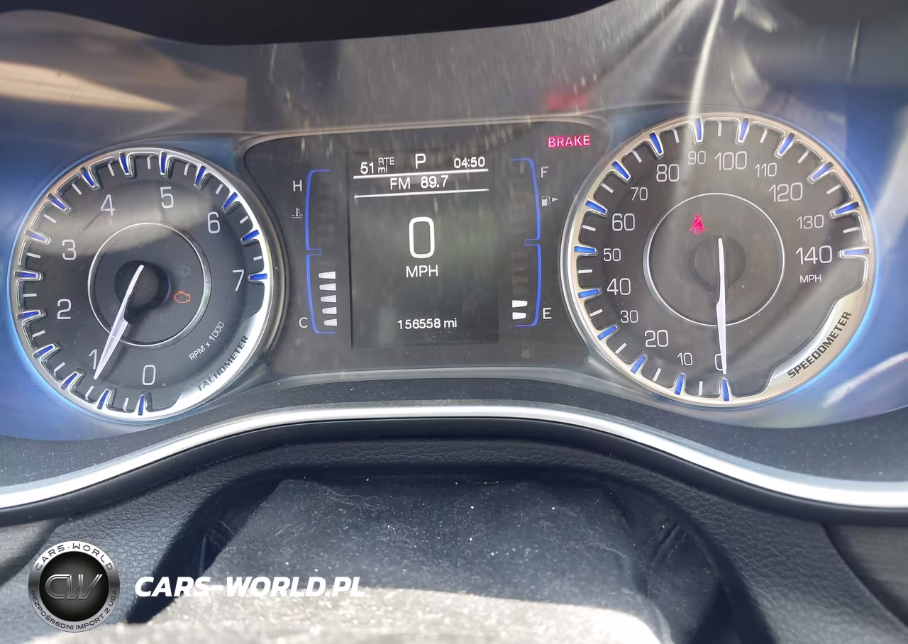 2015 Chrysler 200 Limited VIN:1C3CCCABXFN553101 - 7