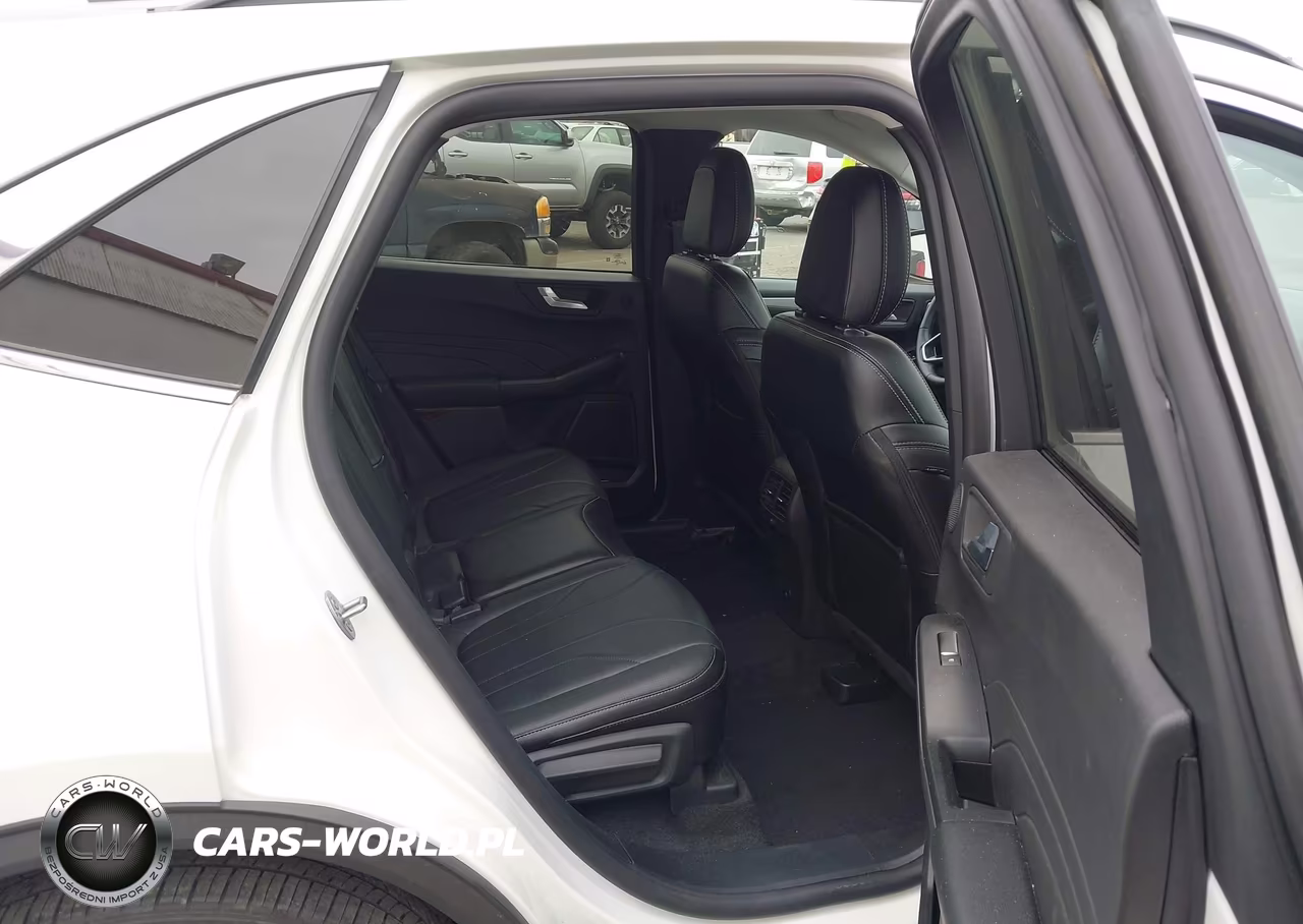 2025 Ford Escape Platinum VIN:1FMCU9JZ2SUA20745 - 8