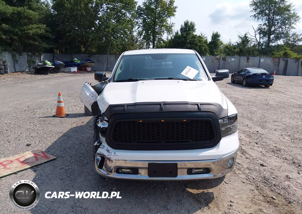 2015 Ram 1500 Big Horn VIN:1C6RR7LT8FS788977 - 11