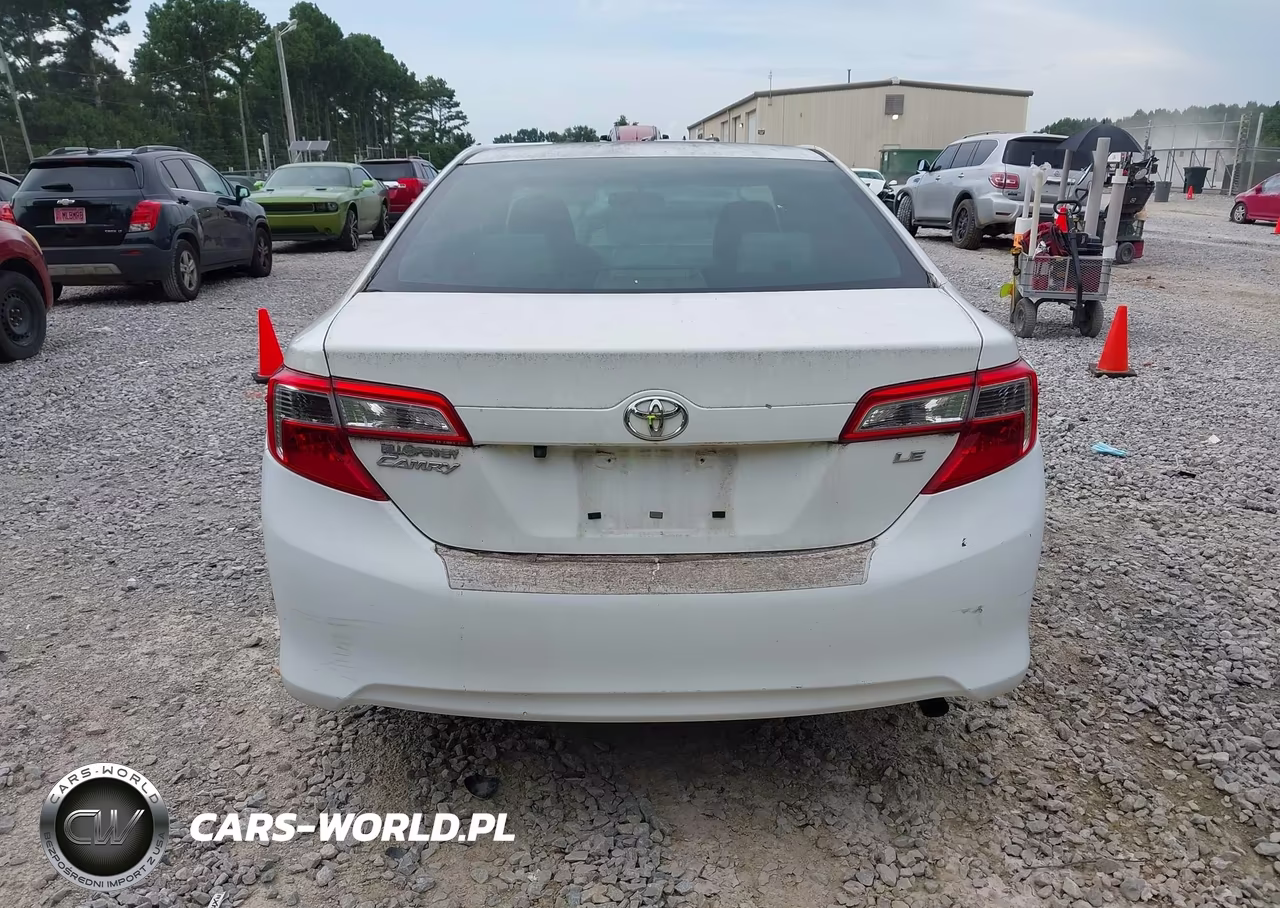 2013 Toyota Camry Le VIN:4T1BF1FK7DU713624 - 16