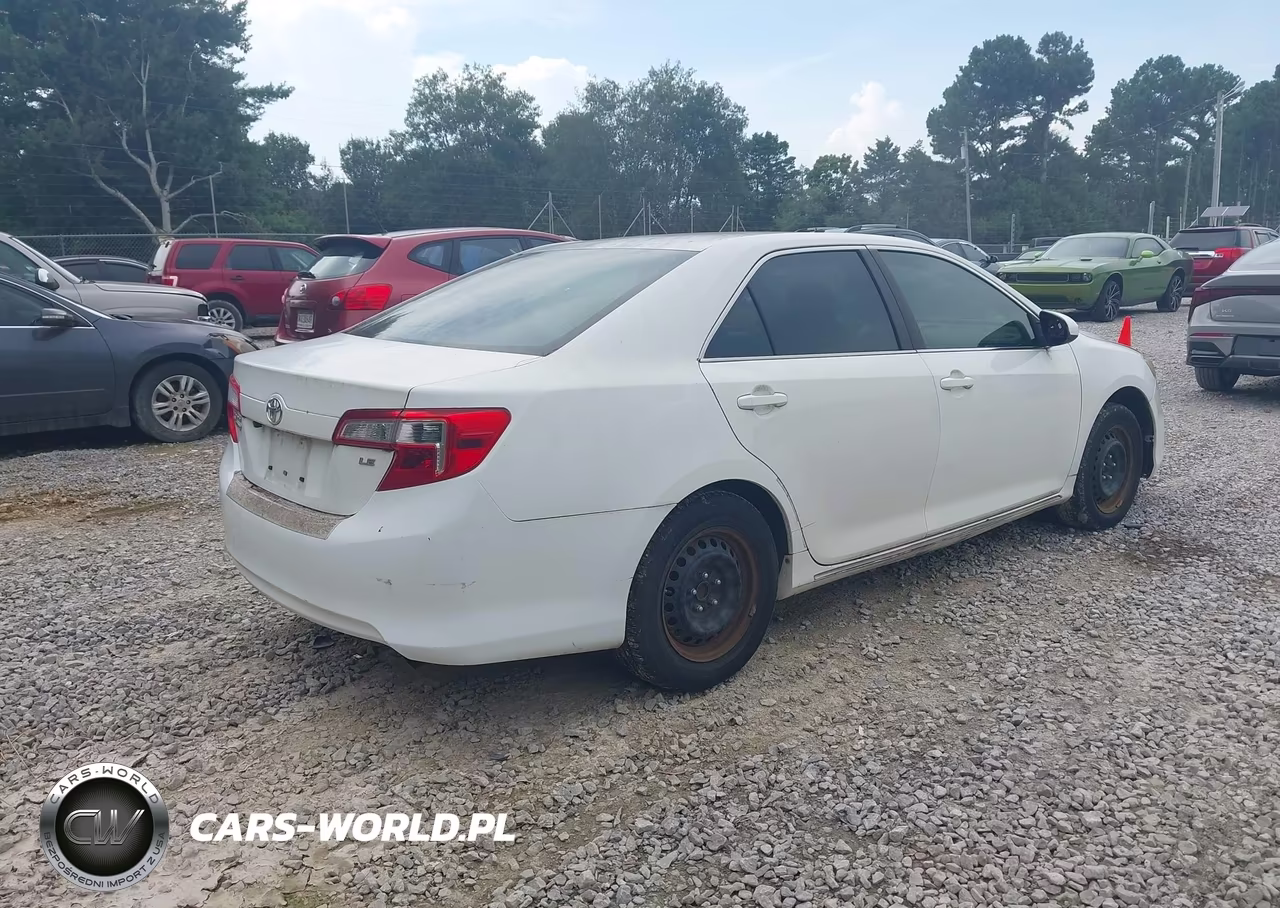 2013 Toyota Camry Le VIN:4T1BF1FK7DU713624 - 4