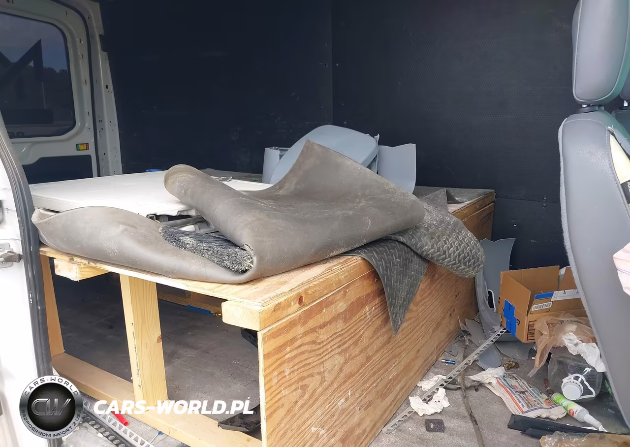 2019 Ford Transit-250 VIN:1FTYR2CM4KKB64023 - 8