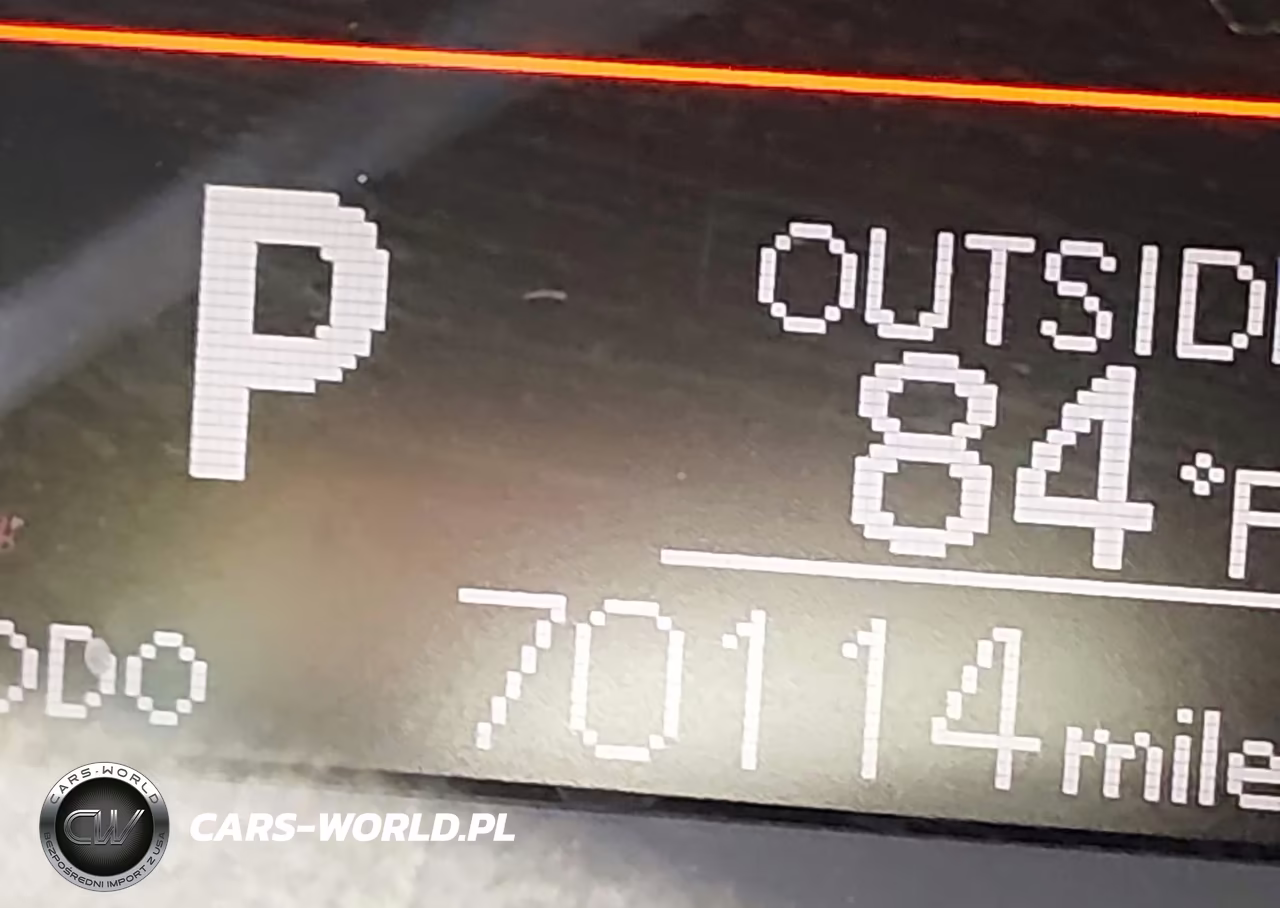 2018 Toyota Corolla Le VIN:2T1BURHE8JC038858 - 15