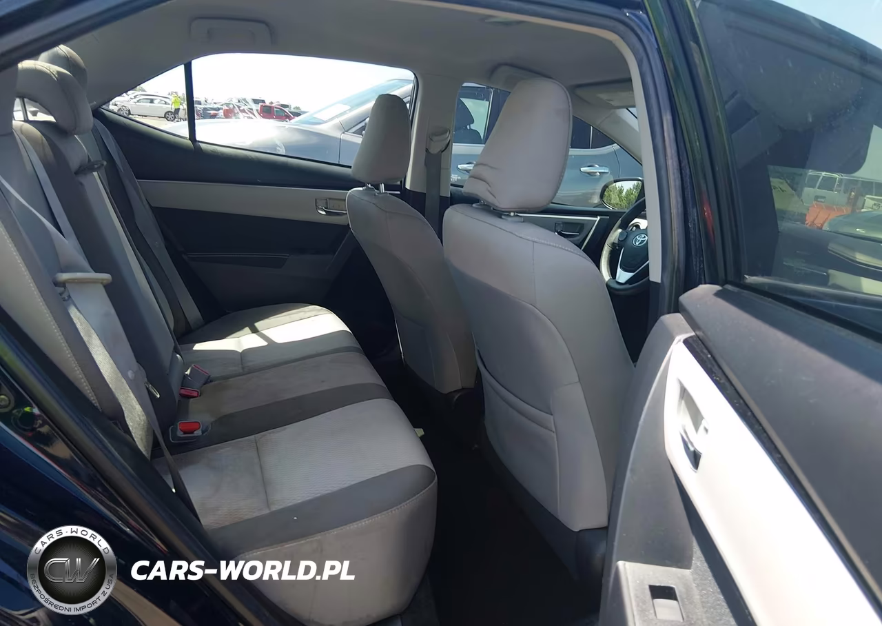 2018 Toyota Corolla Le VIN:2T1BURHE8JC038858 - 8