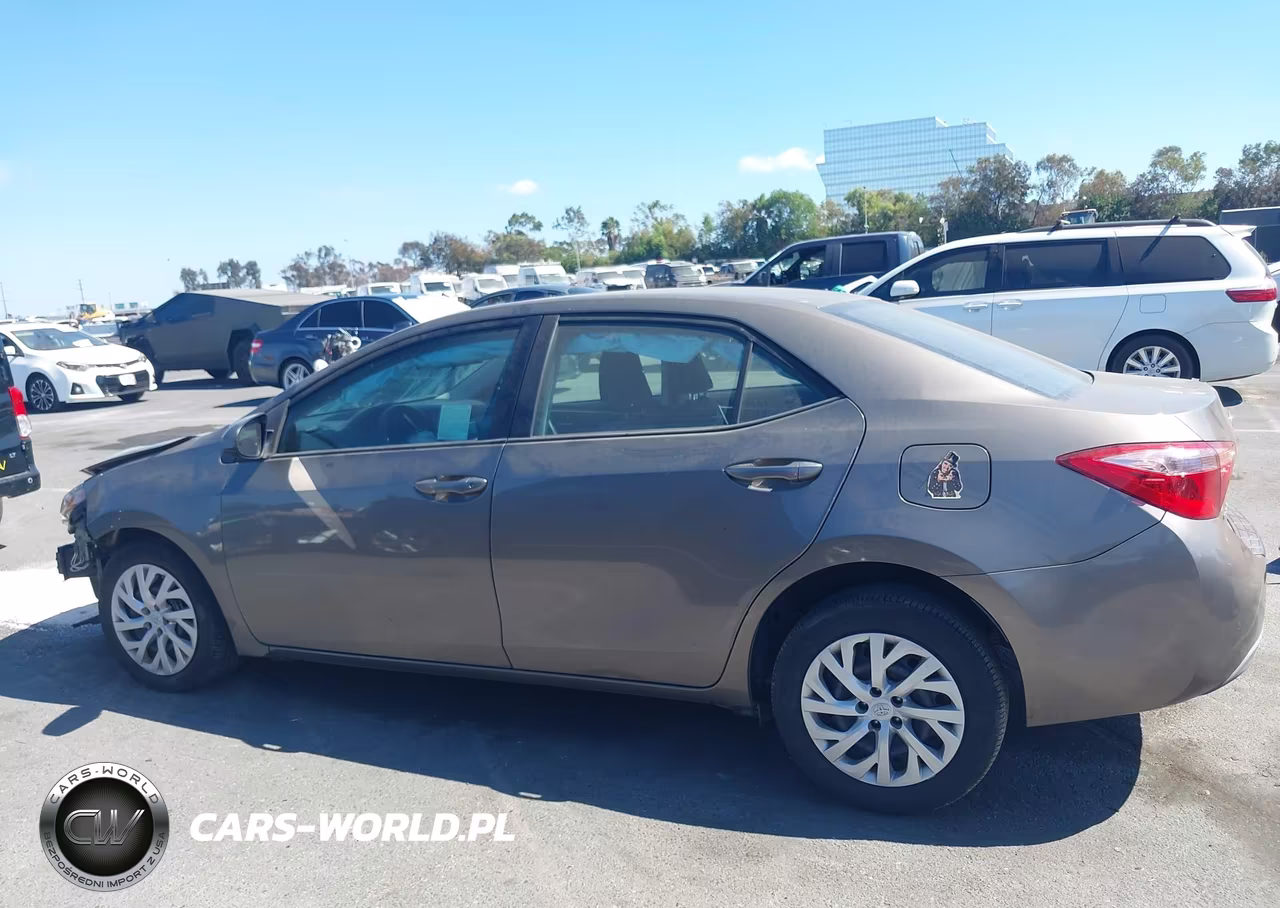 2019 Toyota Corolla Le VIN:5YFBURHE6KP922900 - 14