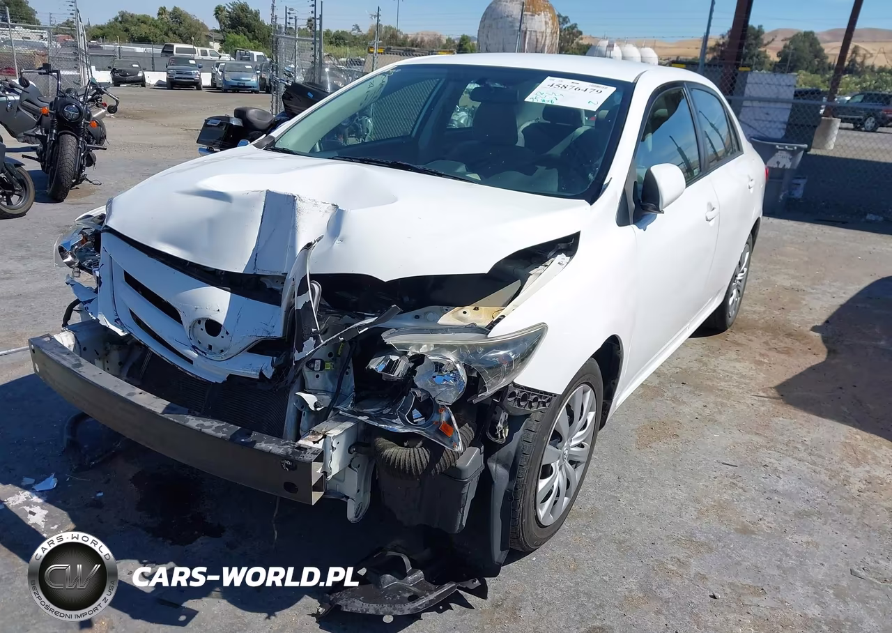 2012 Toyota Corolla Le VIN:2T1BU4EE0CC758049 - 2