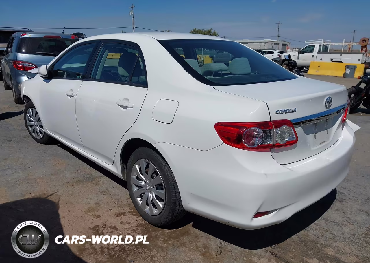 2012 Toyota Corolla Le VIN:2T1BU4EE0CC758049 - 3