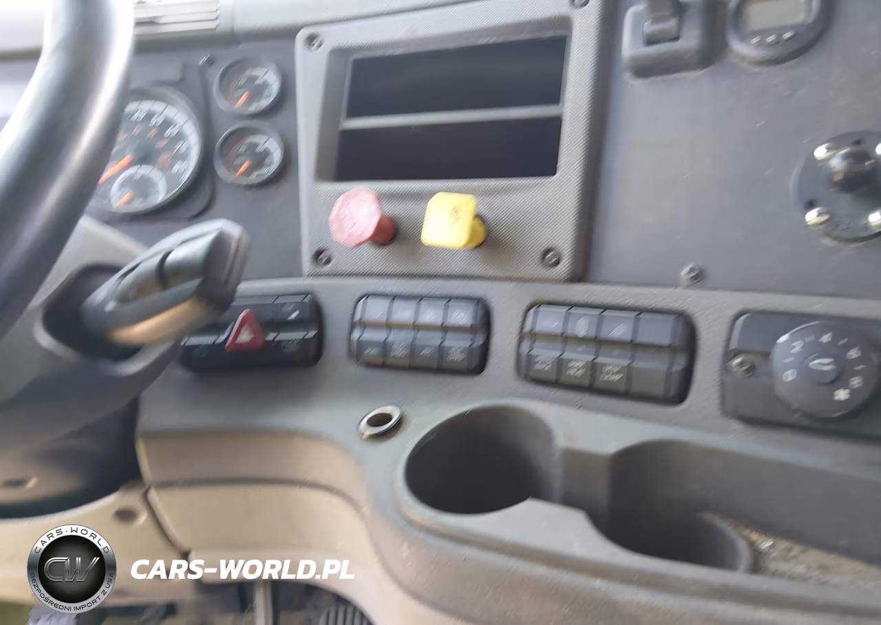 2017 Freightliner Cascadia 125 VIN:3AKJGEDV1HSJD3579 - 14