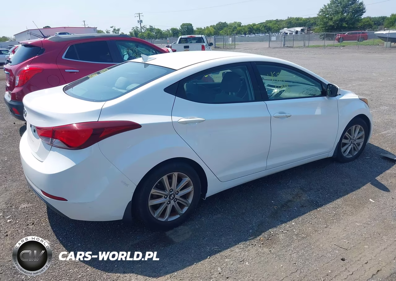 2014 Hyundai Elantra Se VIN:5NPDH4AE7EH460925 - 4