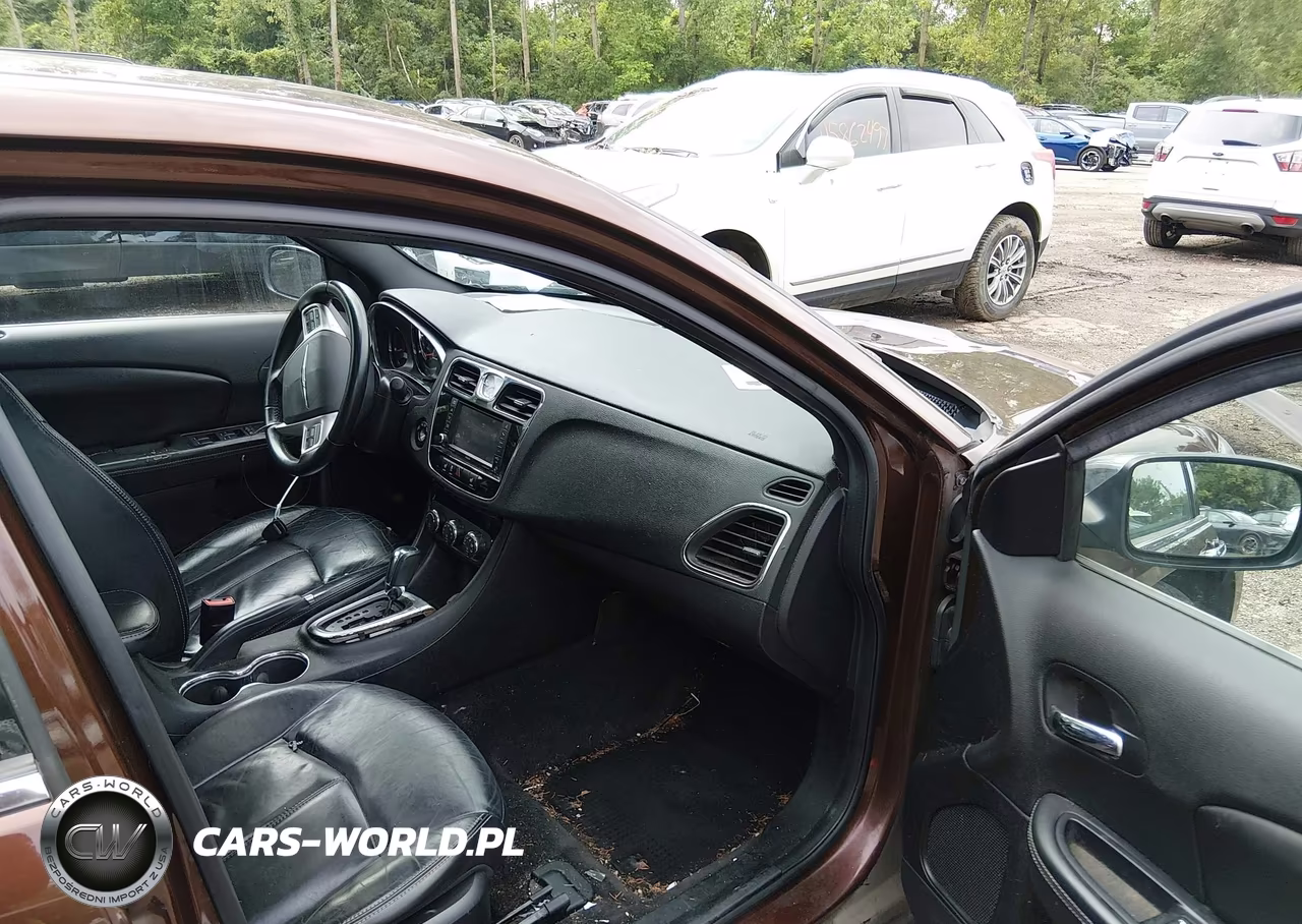 2012 Chrysler 200 Limited VIN:1C3CCBCB8CN293302 - 5