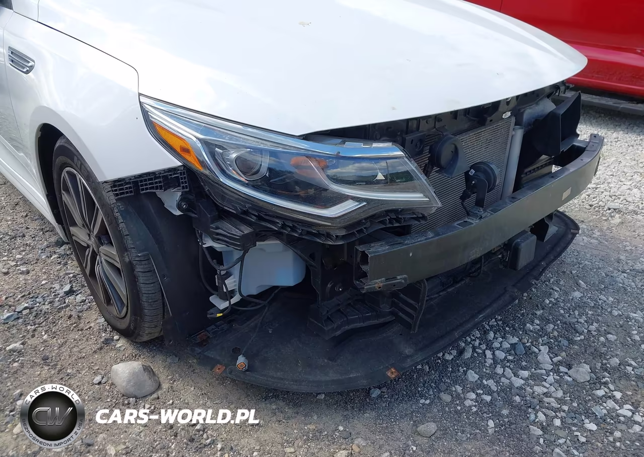 2020 Kia Optima Ex Premium VIN:5XXGU4L18LG396714 - 17