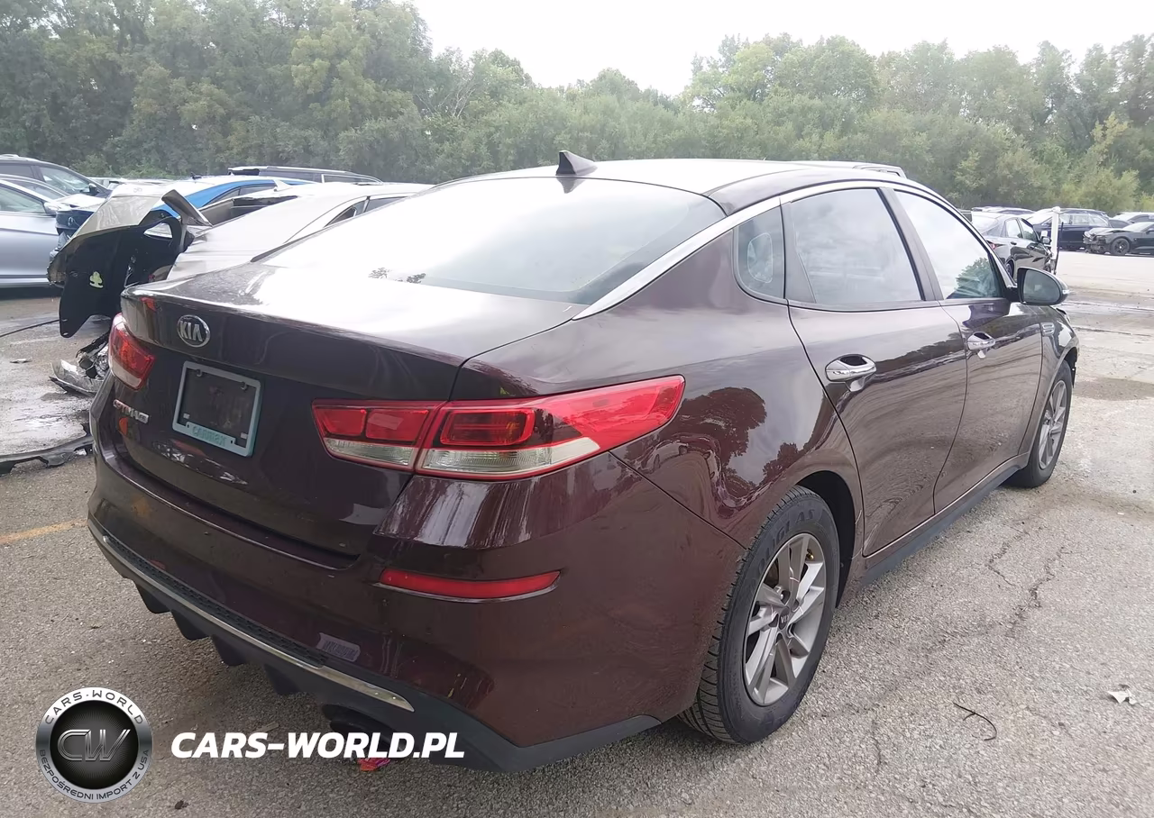 2019 Kia Optima Lx VIN:5XXGT4L3XKG288436 - 4