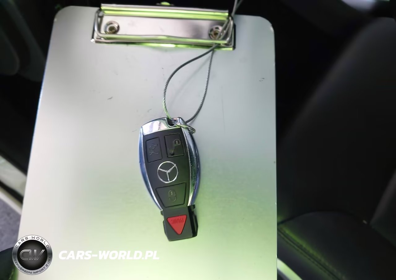 2011 Mercedes-Benz R 350 4Matic VIN:4JGCB6FE3BA135723 - 11