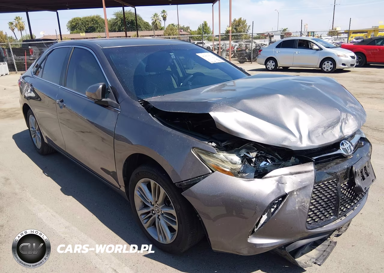 2015 Toyota Camry Se – zdjęcie 1 z 16