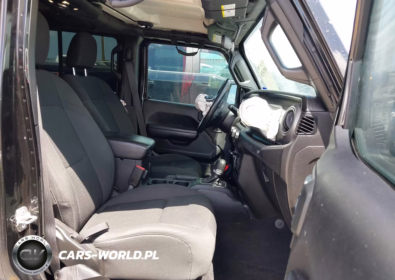 2021 Jeep Wrangler Unlimited Willys 4X4 VIN:1C4HJXDN5MW762922 - 5