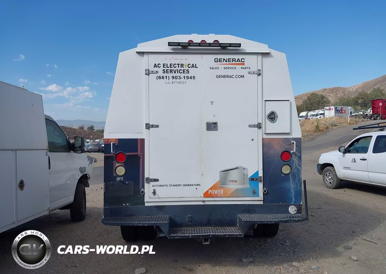 2006 GMC Savana Cutaway Work Van VIN:1GDJG312761131720 - 18