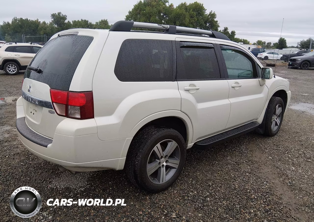 2010 Mitsubishi Endeavor Se VIN:4A4JN3AS2AE001445 - 4
