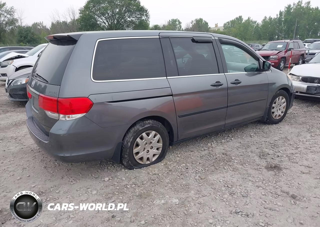 2010 Honda Odyssey Lx VIN:5FNRL3H22AB109696 - 4