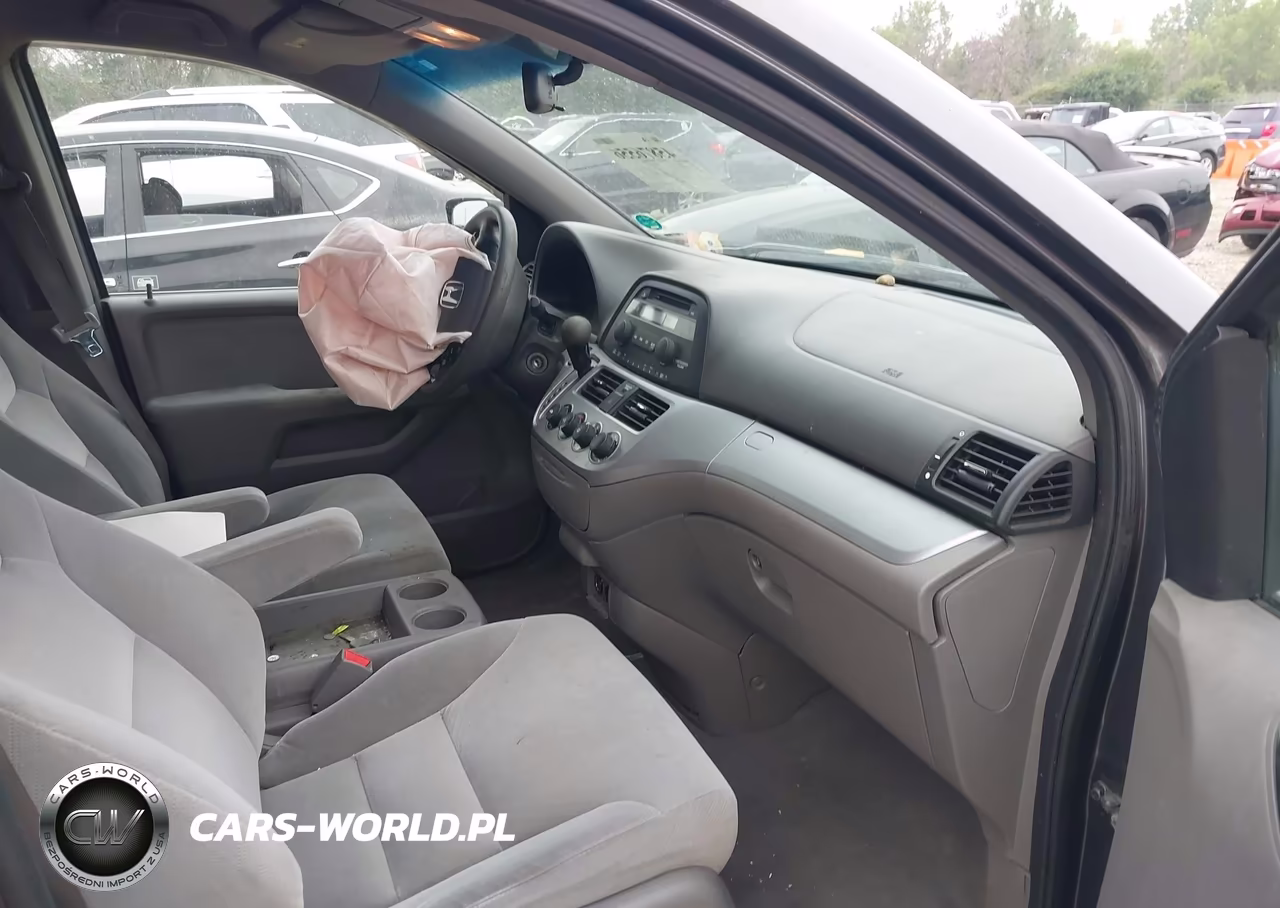 2010 Honda Odyssey Lx VIN:5FNRL3H22AB109696 - 5