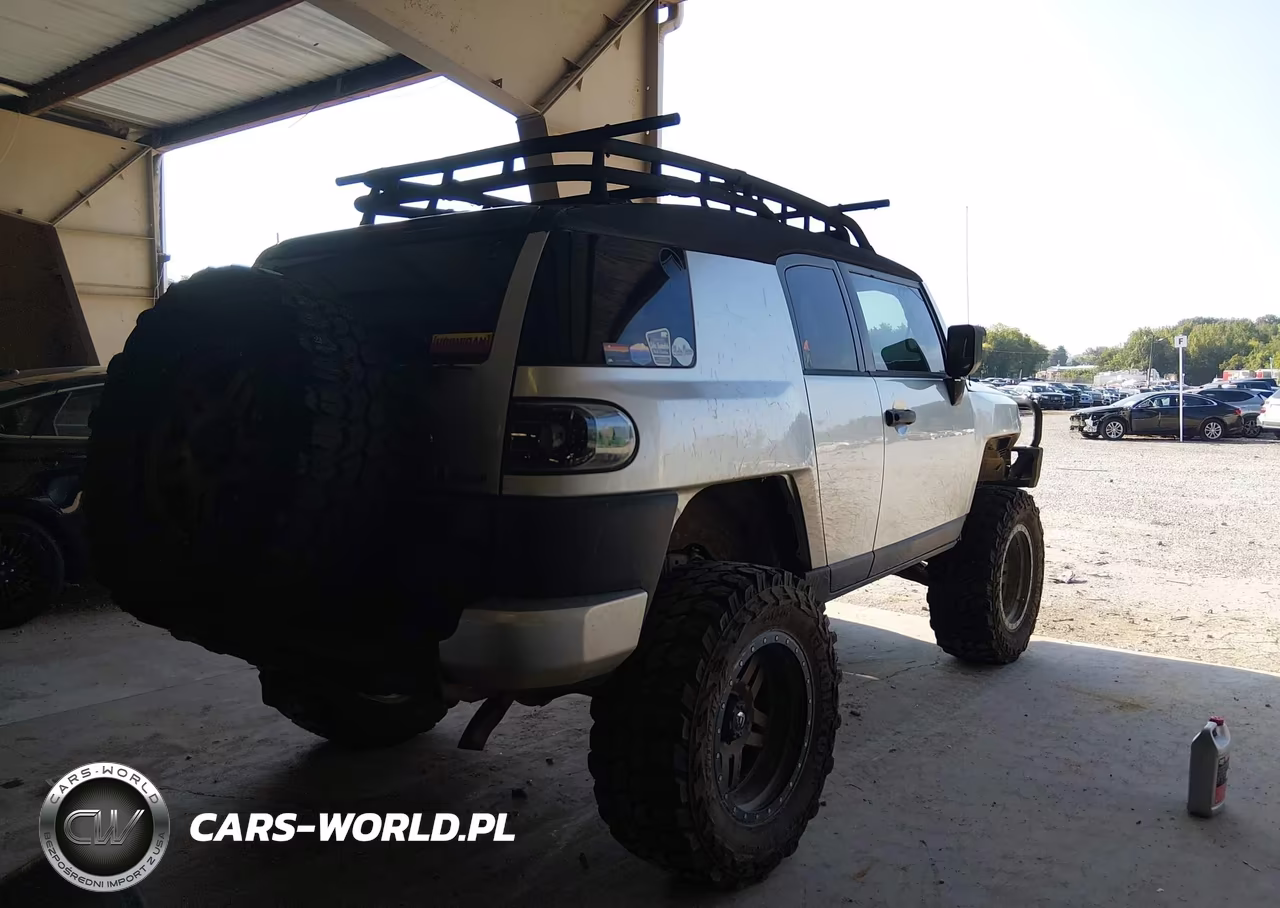2007 Toyota Fj Cruiser VIN:JTEBU11F270085452 - 4