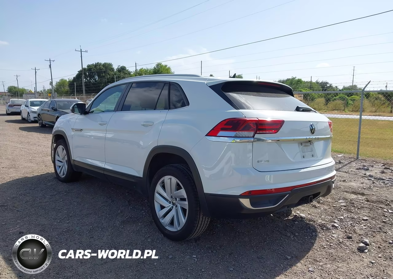2020 Volkswagen Atlas Cross Sport 3.6L V6 Se W-Technology-3.6L V6 Se W-Technology R-Line VIN:1V2YE2CA3LC223753 - 3