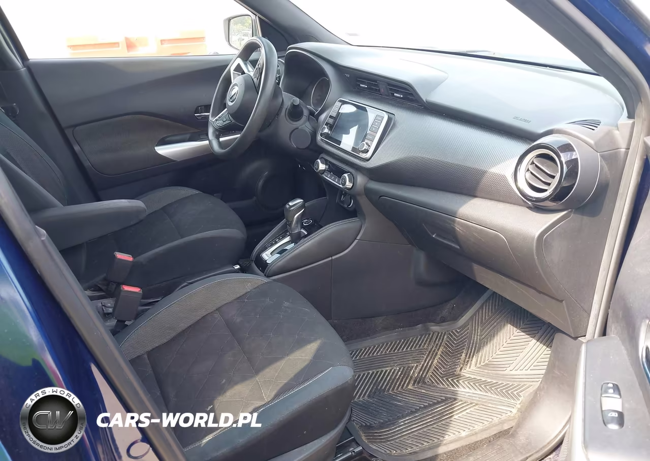2019 Nissan Kicks Sv VIN:3N1CP5CU6KL552356 - 5