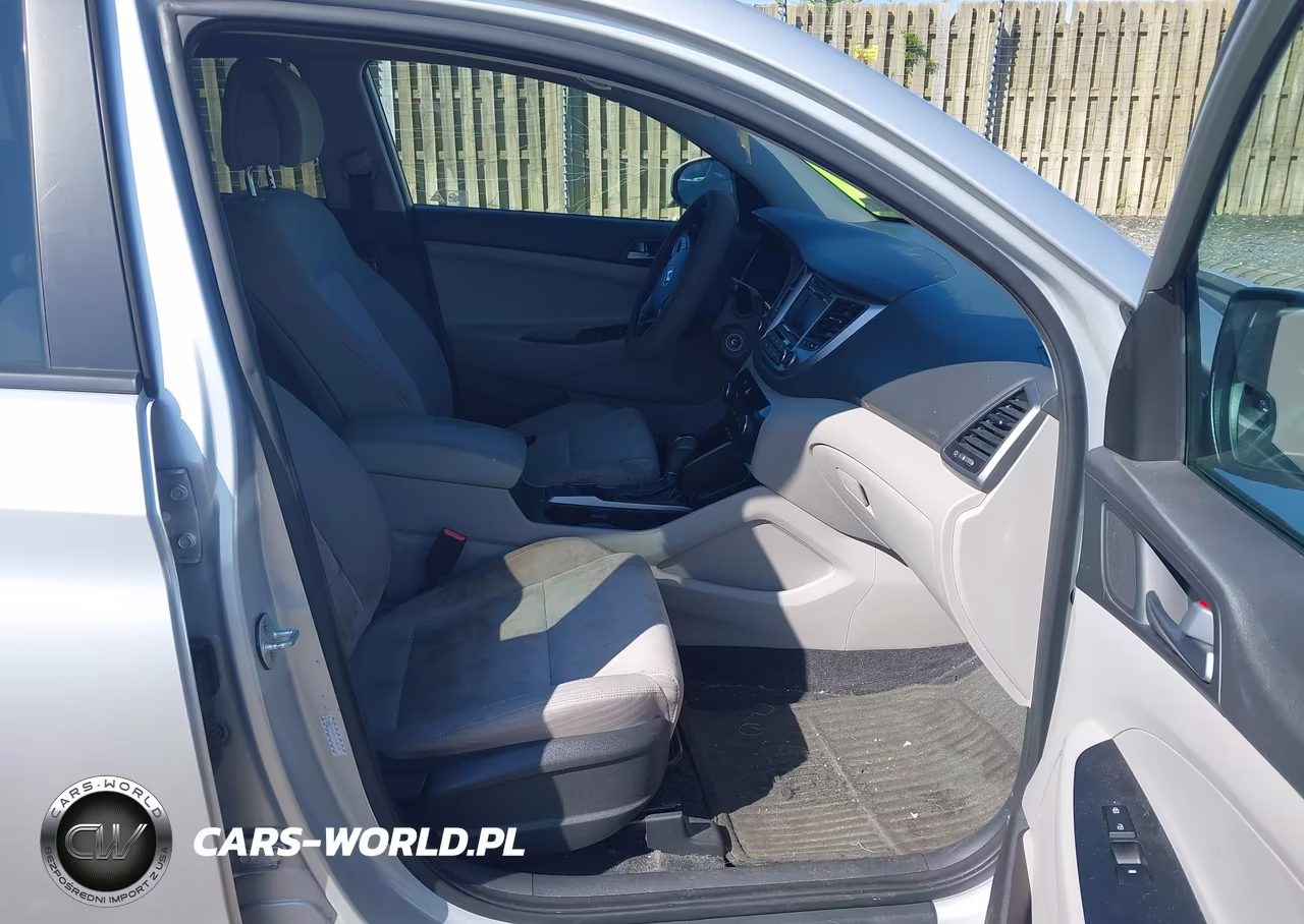 2016 Hyundai Tucson Se VIN:KM8J33A42GU144727 - 5