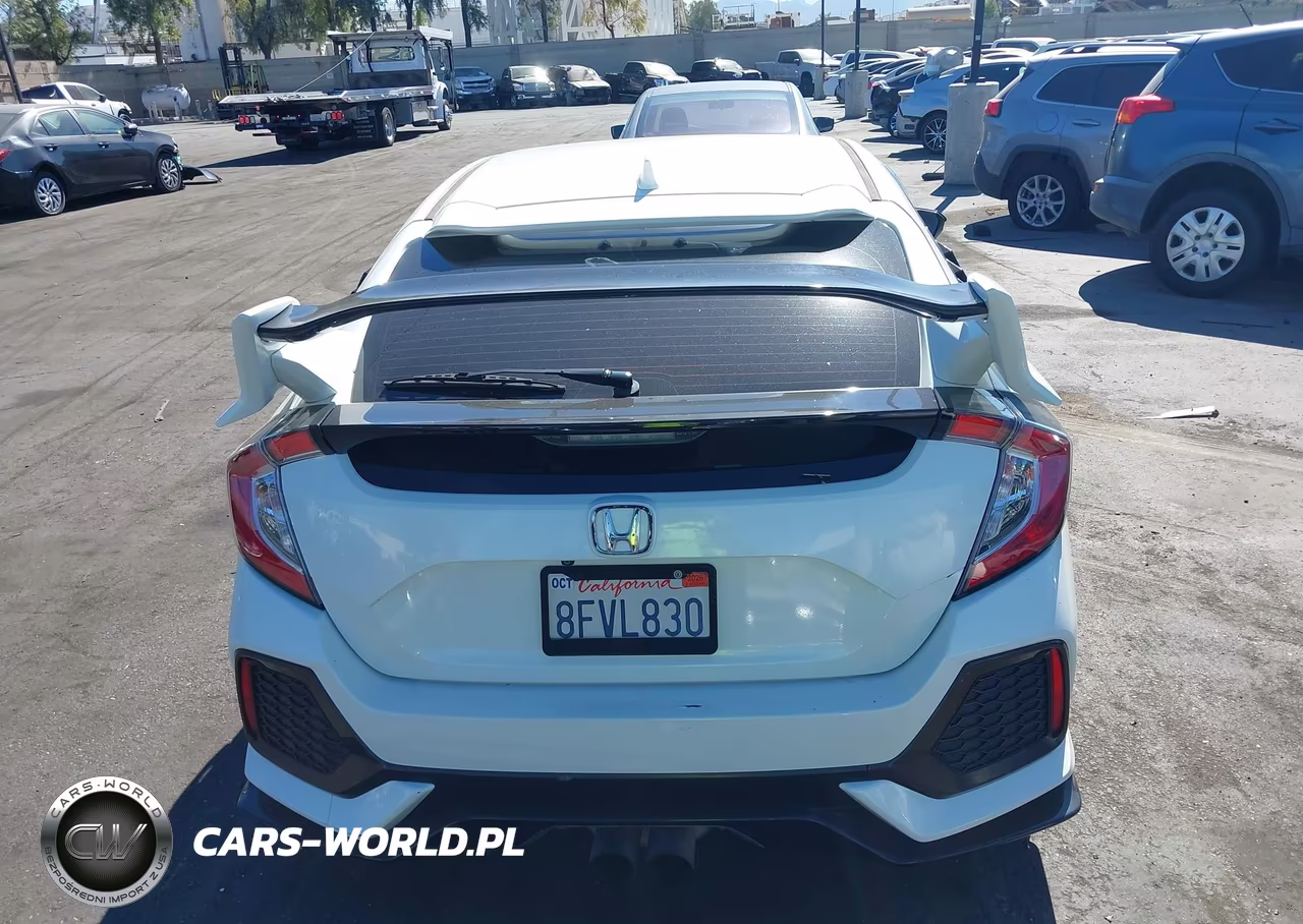 2018 Honda Civic Sport VIN:SHHFK7H46JU423302 - 17
