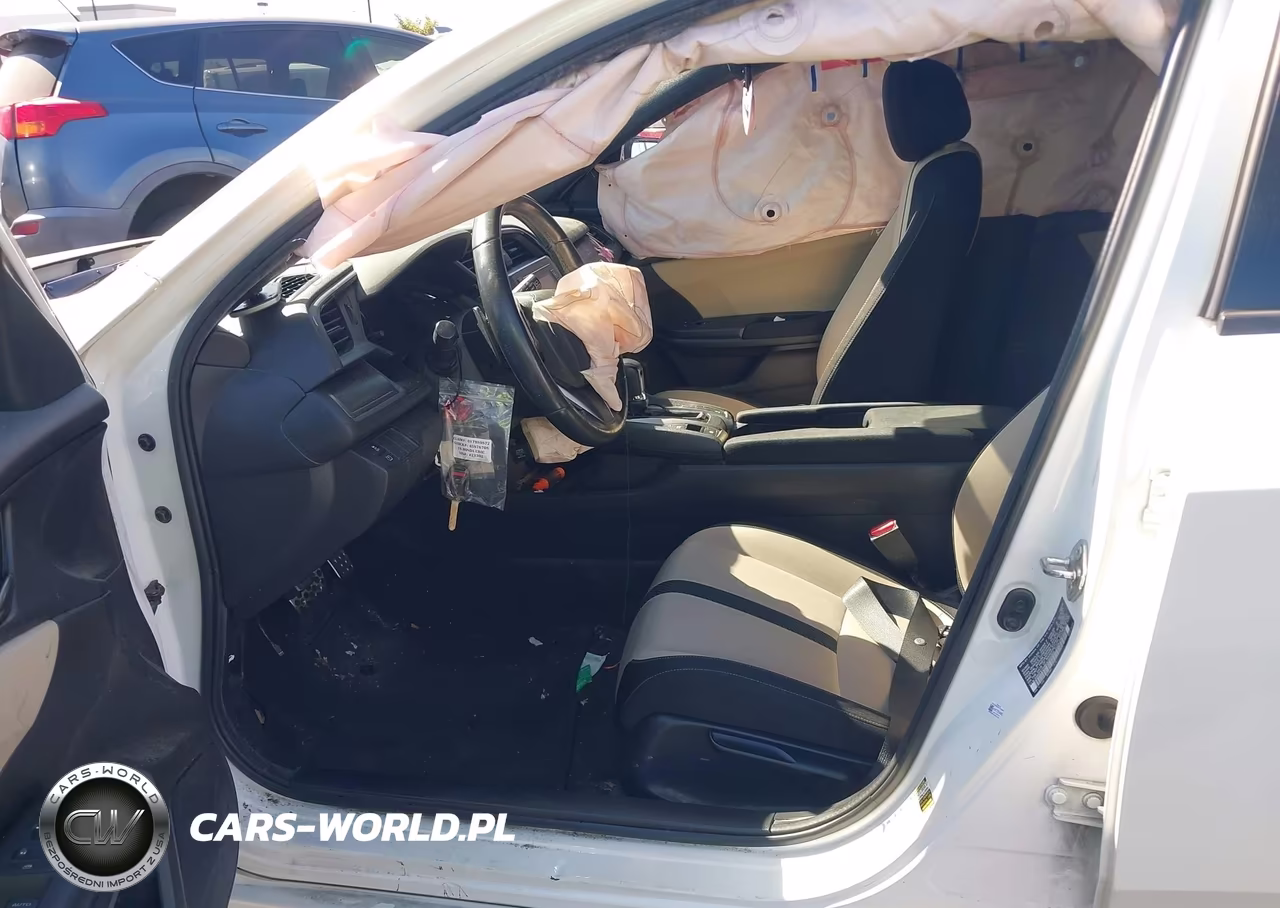 2018 Honda Civic Sport VIN:SHHFK7H46JU423302 - 5