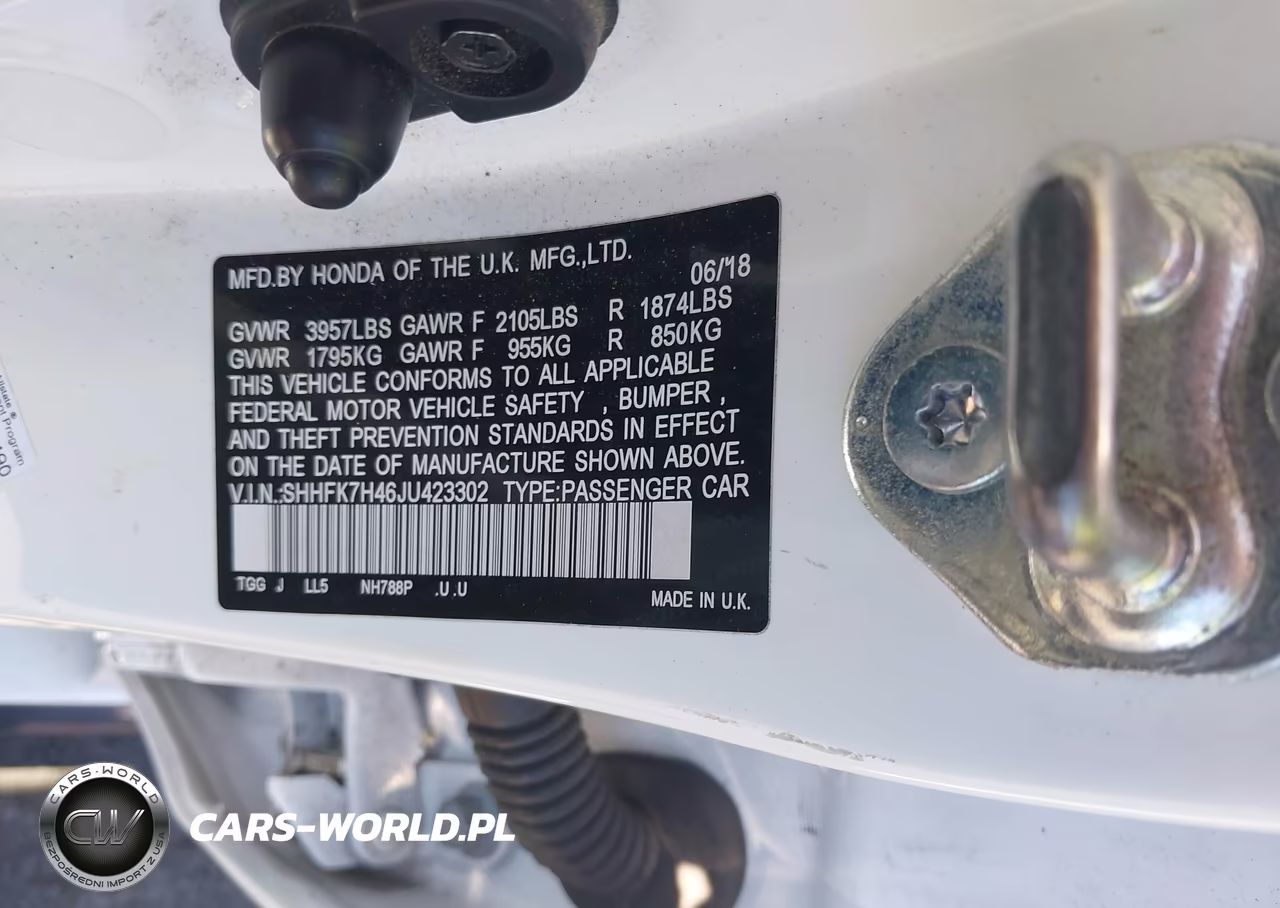 2018 Honda Civic Sport VIN:SHHFK7H46JU423302 - 9