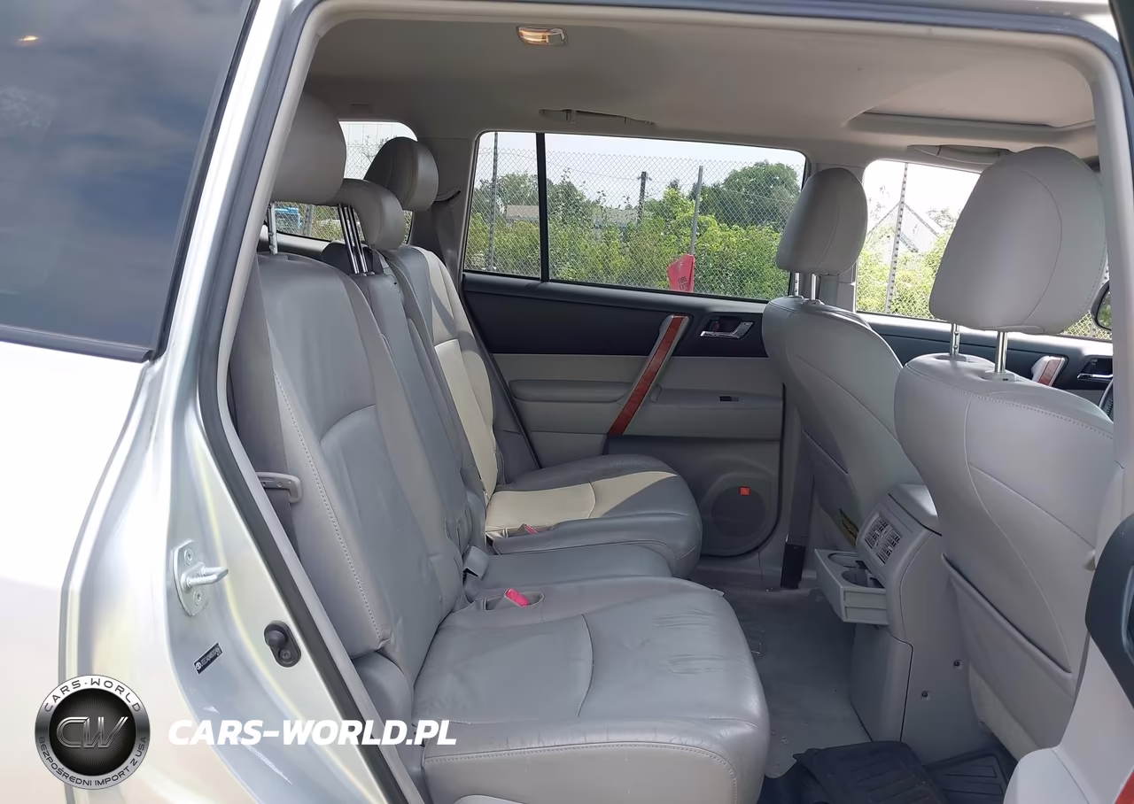 2008 Toyota Highlander Limited VIN:JTEES42A882024667 - 8