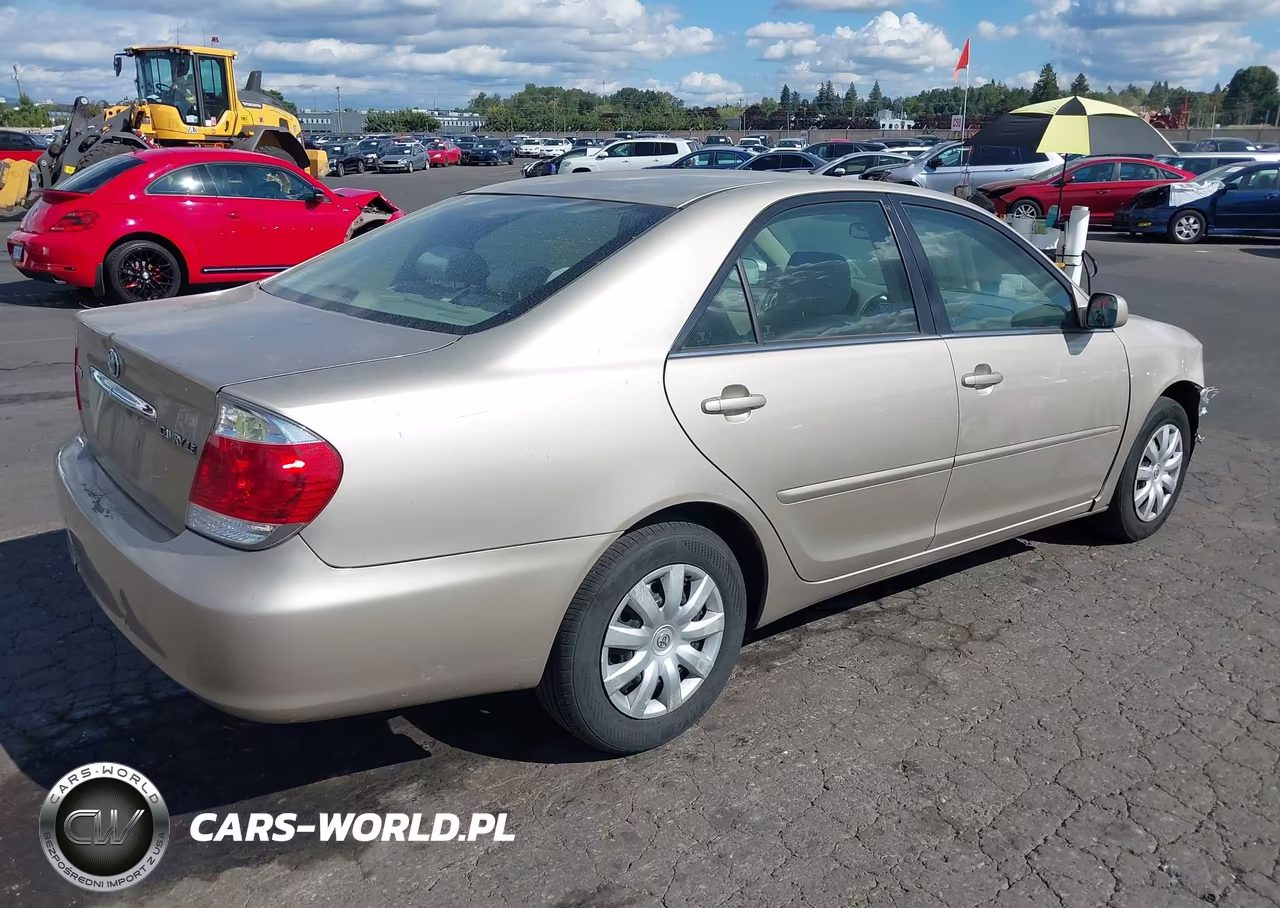 2006 Toyota Camry Le VIN:4T1BE32K46U160390 - 4