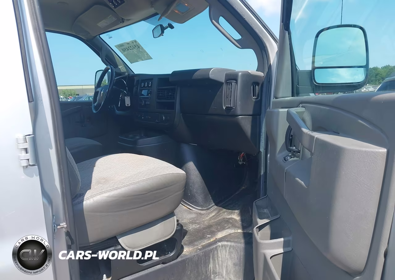 2016 Chevrolet Express 2500 Ls VIN:1GAWGEFF8G1191906 - 5