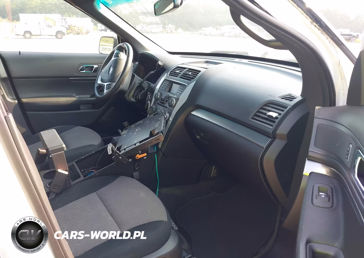 2014 Ford Utility Police Interceptor VIN:1FM5K8AR9EGB45396 - 5