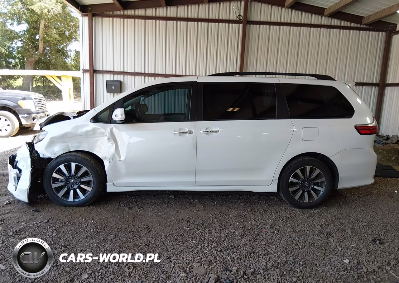 TOYOTA SIENNA XLE VIN:5TDYZ3DC2JS959994 - 14
