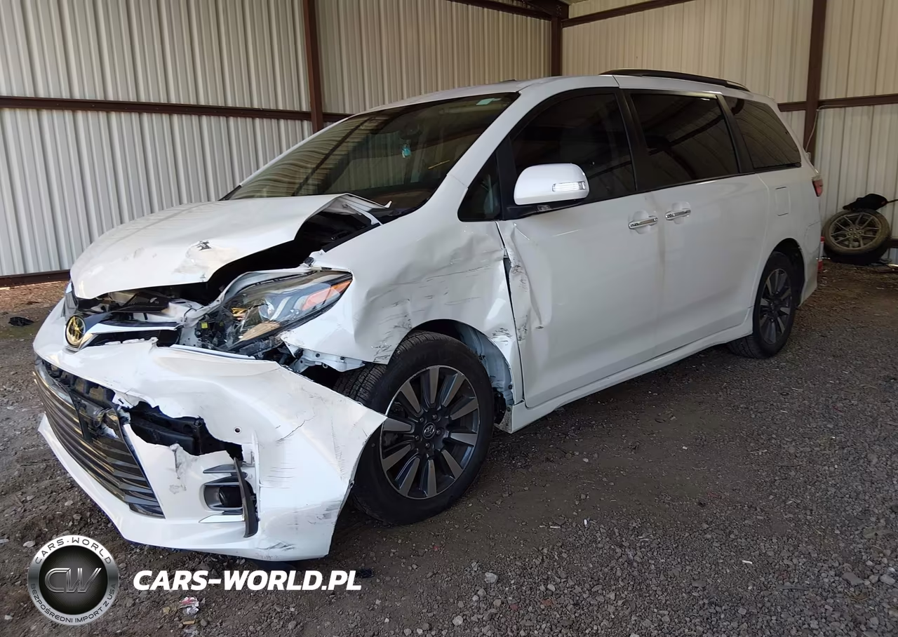 TOYOTA SIENNA XLE VIN:5TDYZ3DC2JS959994 - 2