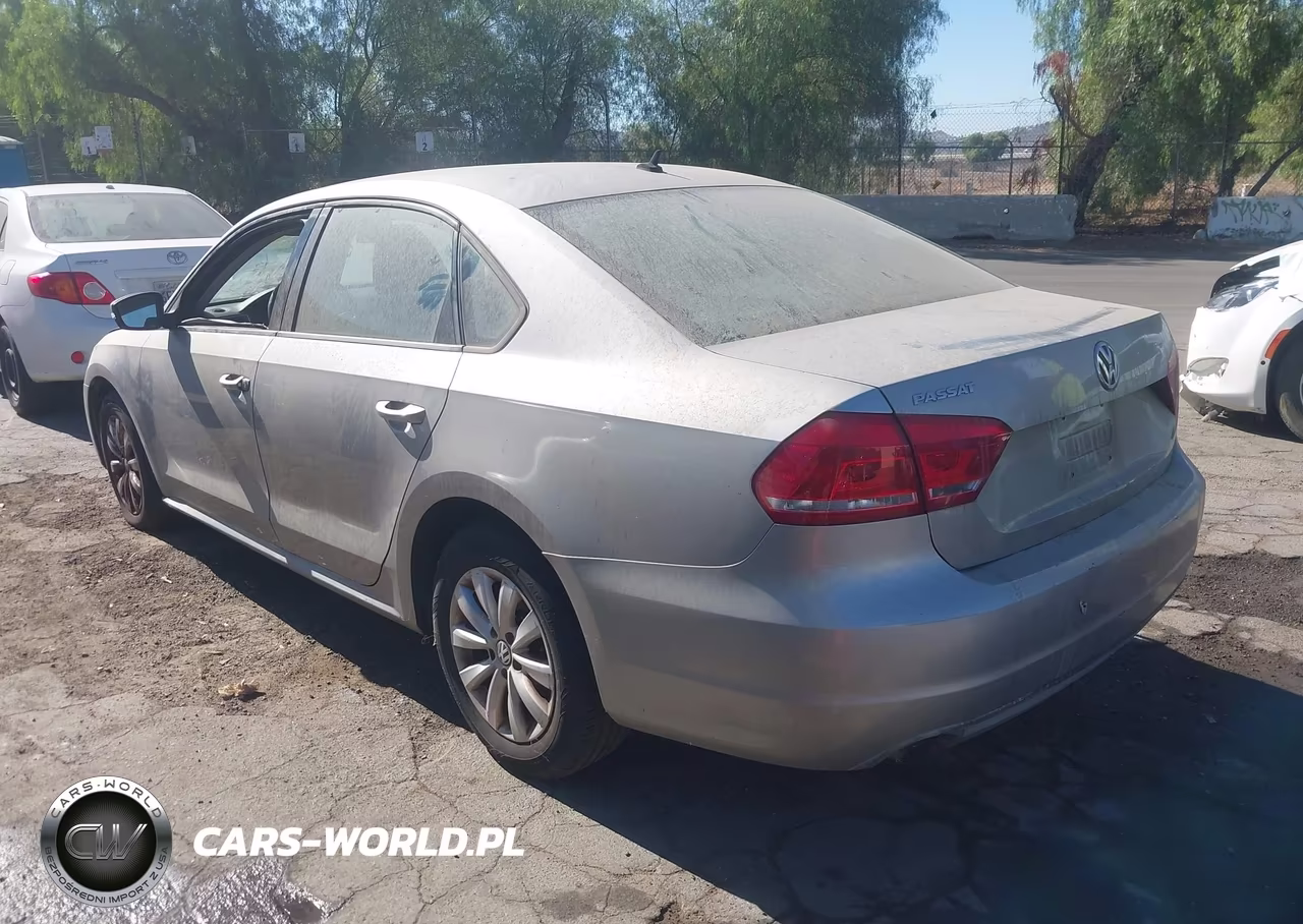2013 Volkswagen Passat 2.5L S VIN:1VWAP7A34DC005494 - 3