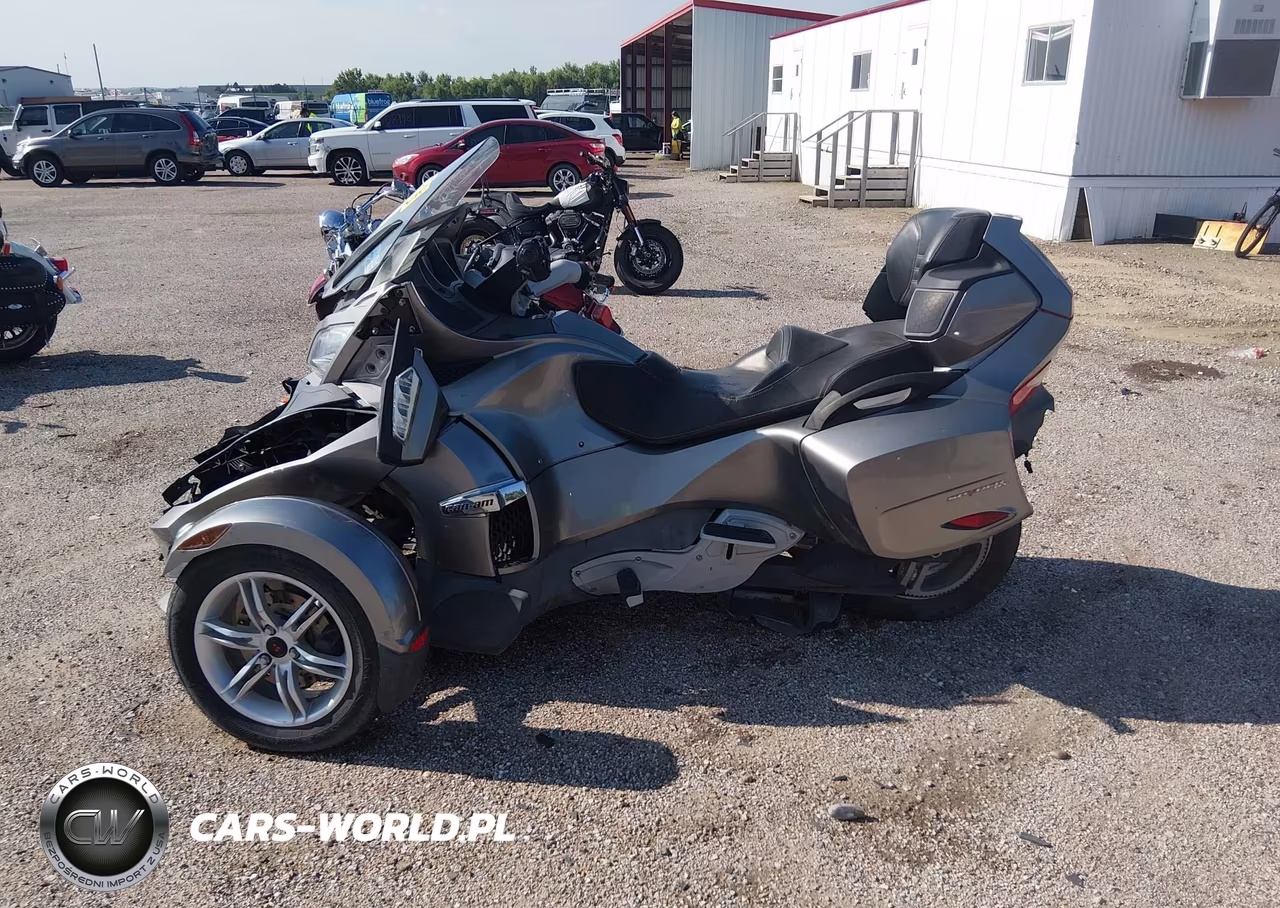2011 Can-Am Spyder Roadster Rts VIN:2BXJBWC12BV000491 - 13