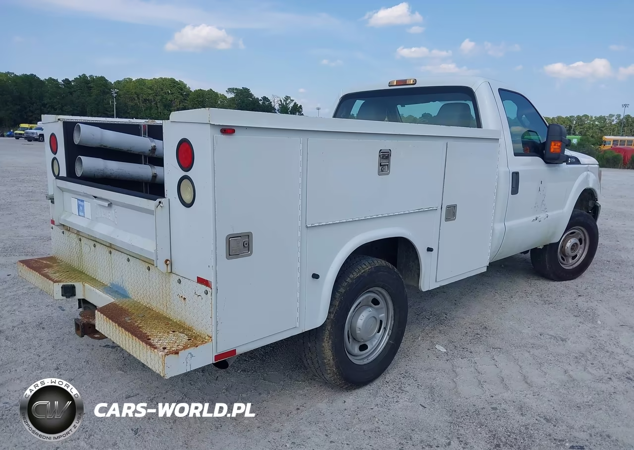 2013 Ford F-250 Xl VIN:1FDBF2B61DEA18578 - 4